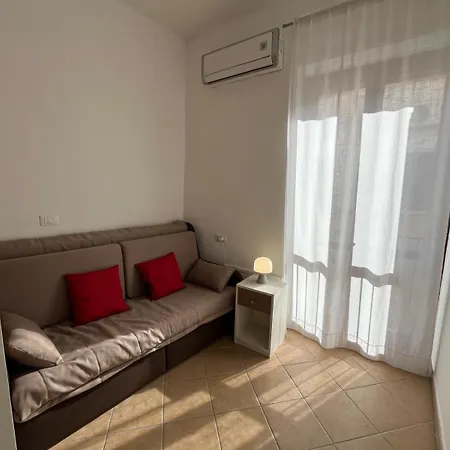 Santa Maruzza - Bright And Cozy Flat In Center