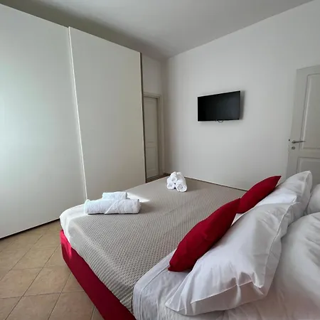 Santa Maruzza - Bright And Cozy Flat In Center