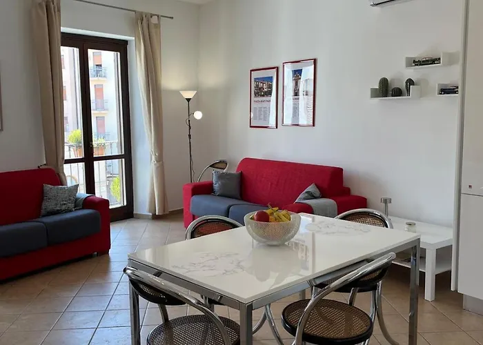 Apartman Santa Maruzza - With Balcony View, 5 Min Walk To Teatro Massimo & Cathedral *