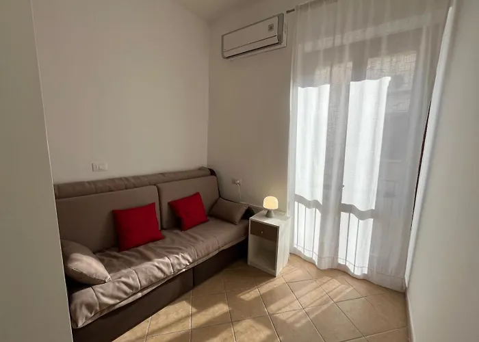 Santa Maruzza - With Balcony View, 5 Min Walk To Teatro Massimo & Cathedral